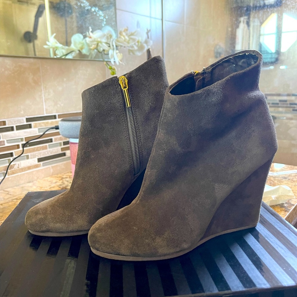VS suede booties